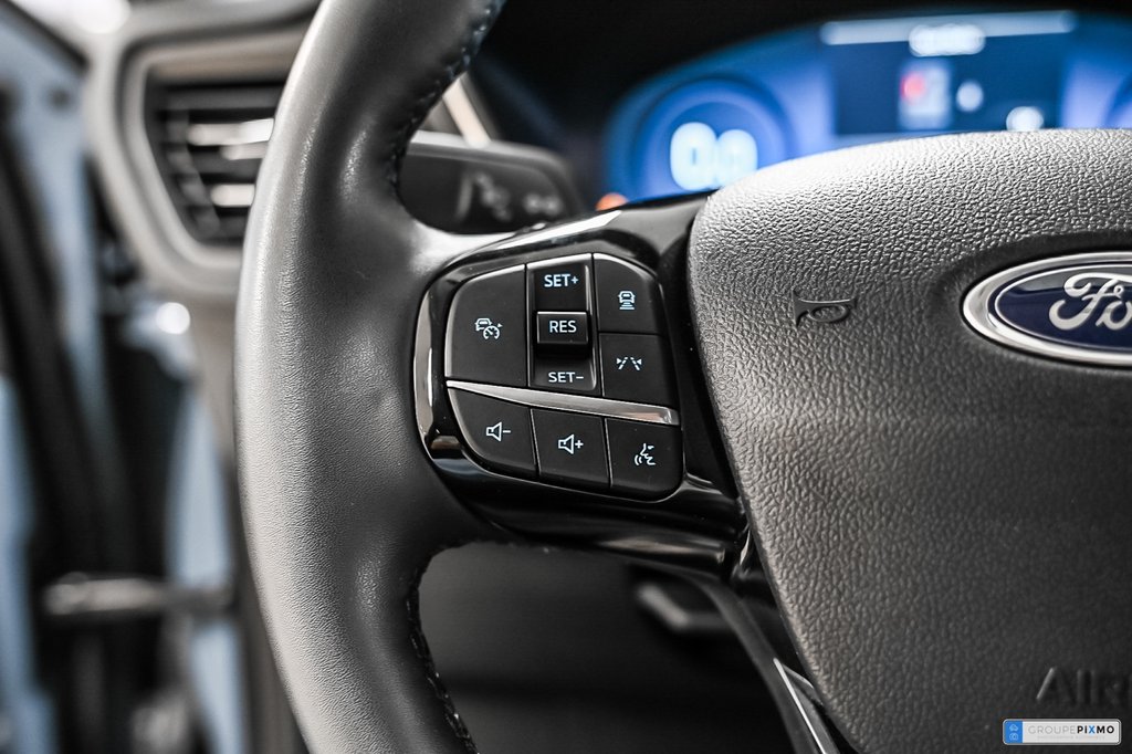 Ford Escape  2023 à Brossard, Québec - 26 - w1024h768px