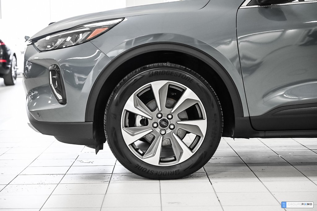 Ford Escape  2023 à Brossard, Québec - 14 - w1024h768px