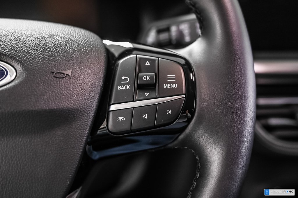 2024 Ford Escape in Brossard, Quebec - 25 - w1024h768px