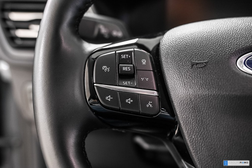2024 Ford Escape in Brossard, Quebec - 24 - w1024h768px