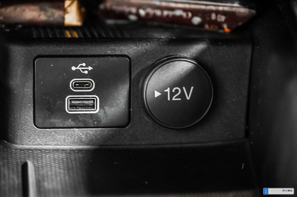 2024 Ford Escape in Brossard, Quebec - 31 - w1024h768px