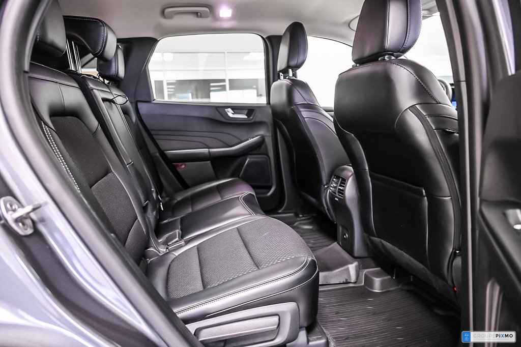 2024 Ford Escape in Brossard, Quebec - 32 - w1024h768px