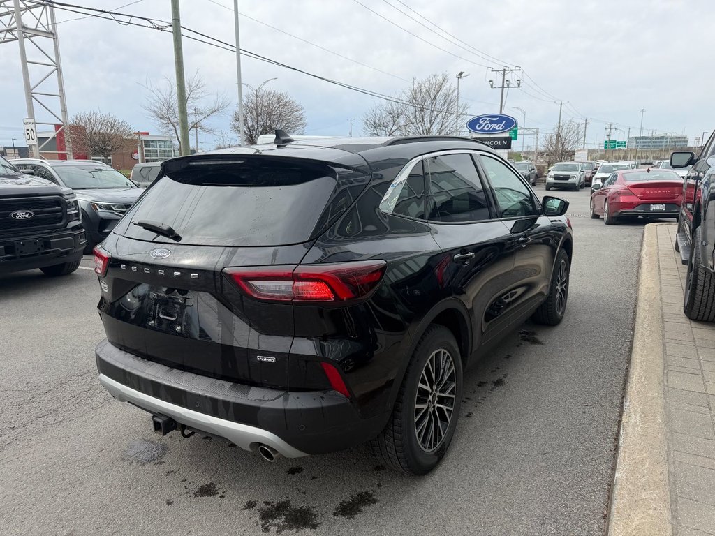 Ford Escape  2024 à Brossard, Québec - 7 - w1024h768px