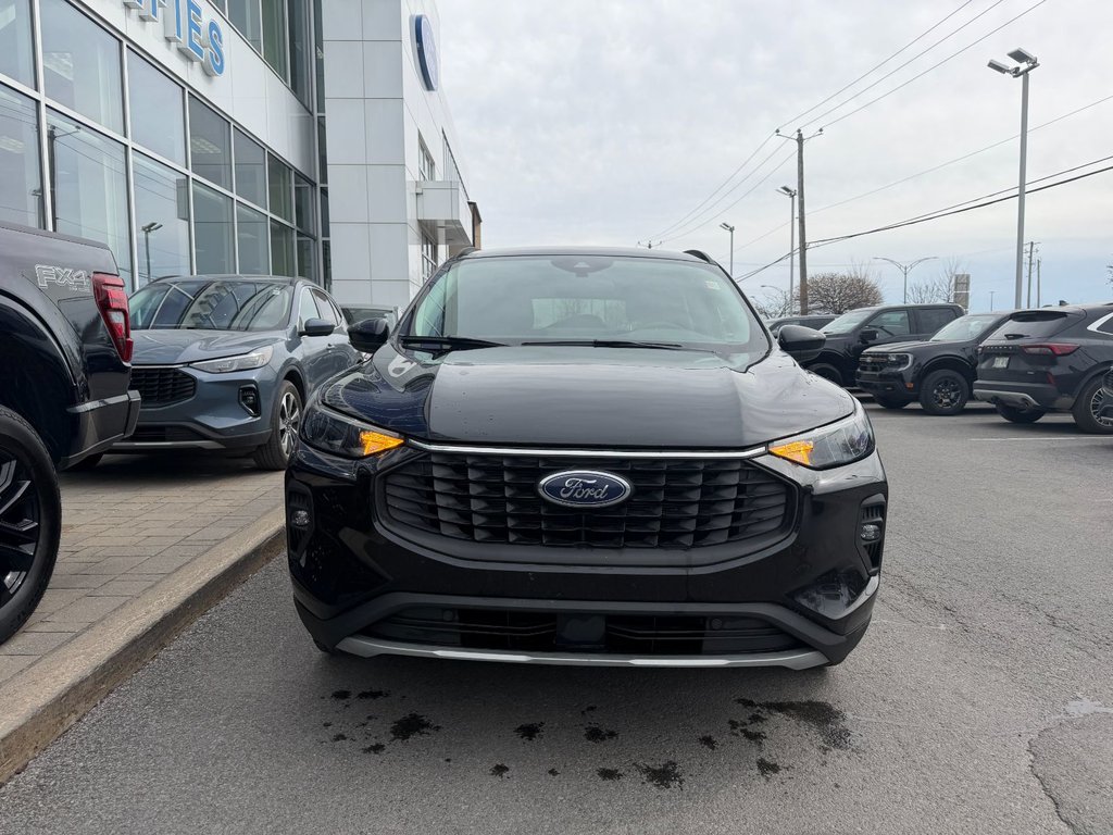 Ford Escape  2024 à Brossard, Québec - 3 - w1024h768px