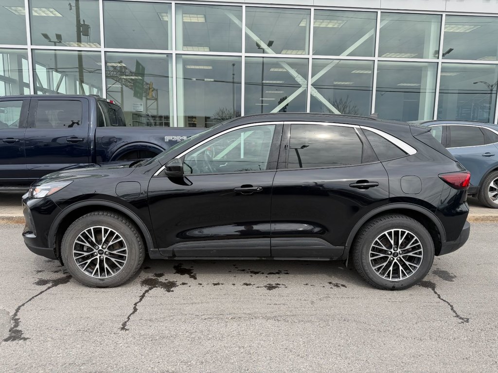 Ford Escape  2024 à Brossard, Québec - 5 - w1024h768px