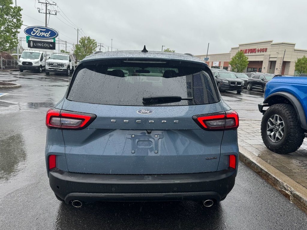 Ford Escape  2025 à Brossard, Québec - 7 - w1024h768px