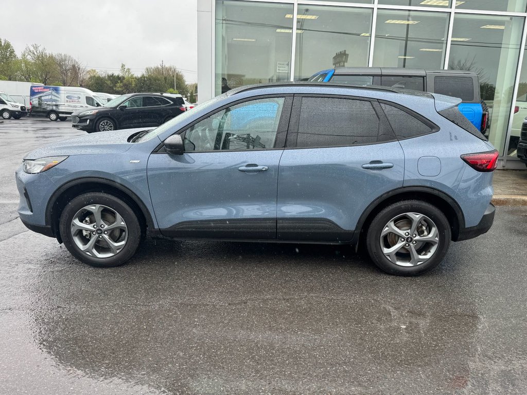 Ford Escape  2025 à Brossard, Québec - 5 - w1024h768px