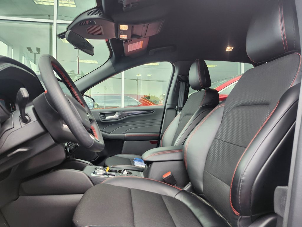 Ford Escape  2025 à Brossard, Québec - 11 - w1024h768px