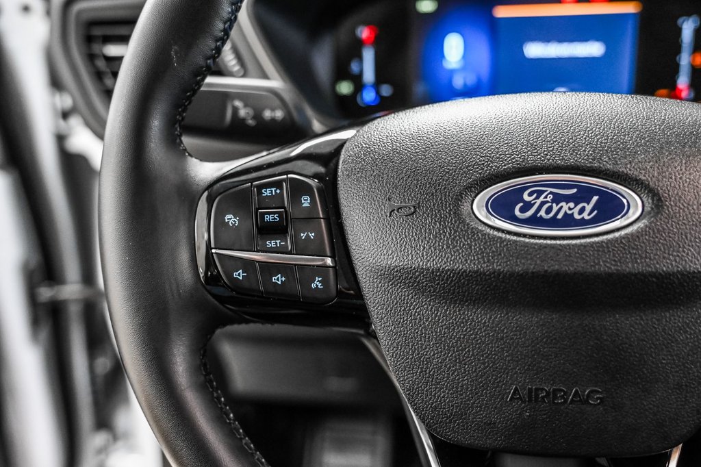2025 Ford Escape in Brossard, Quebec - 23 - w1024h768px