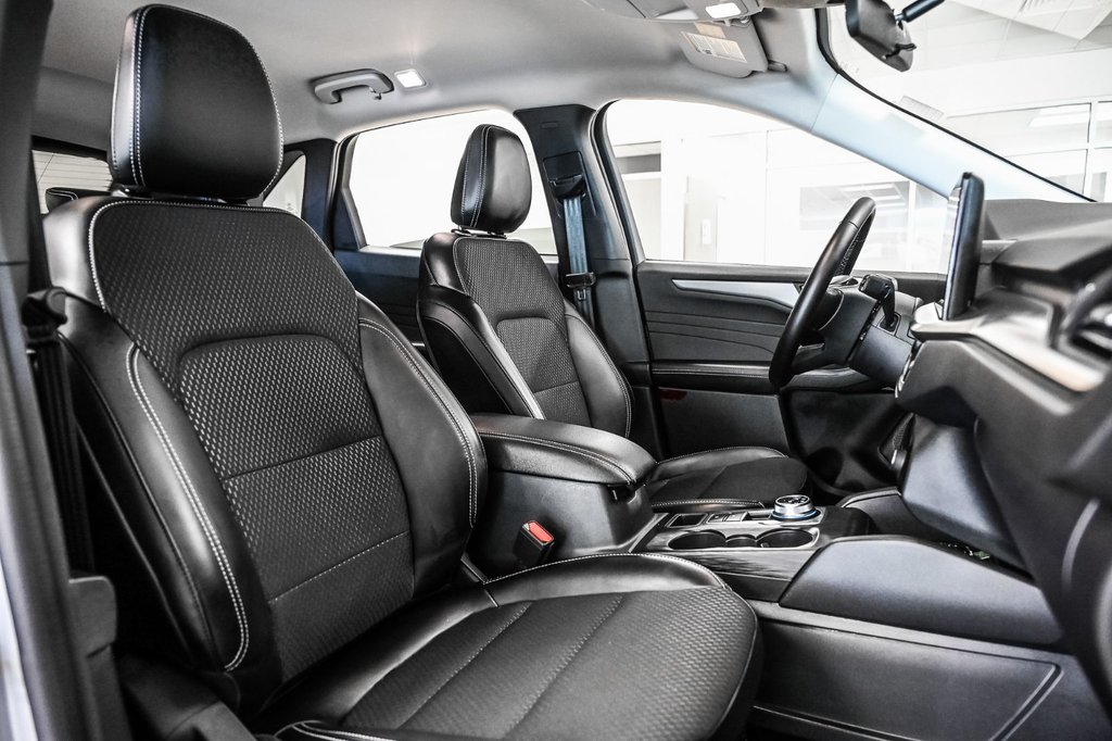 2025 Ford Escape in Brossard, Quebec - 40 - w1024h768px