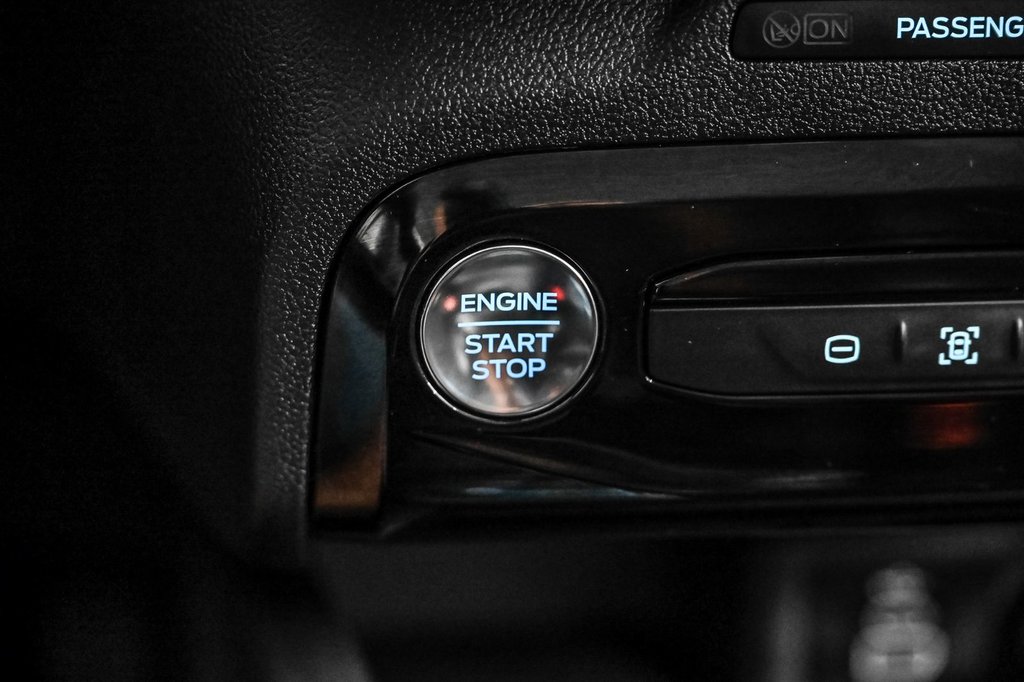 2025 Ford Escape in Brossard, Quebec - 31 - w1024h768px