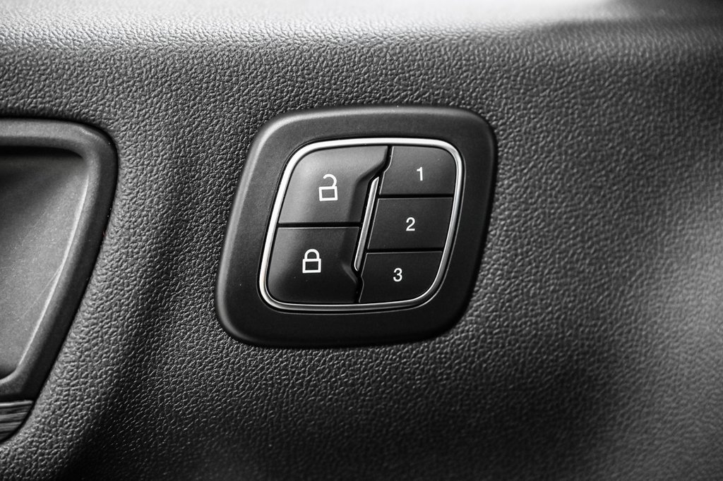 Ford Escape  2026 à Brossard, Québec - 23 - w1024h768px