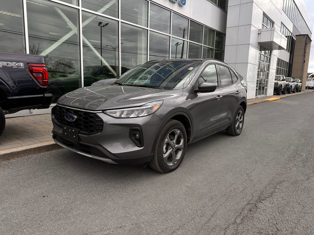 Ford Escape ST-Line Select | DÉMO 2.99% | ENS TECH | TOIT PANO 2026 à Brossard, Québec - 1 - w1024h768px