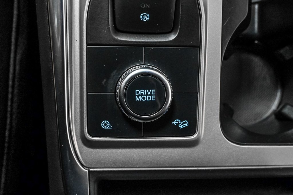 2023 Ford Explorer in Brossard, Quebec - 37 - w1024h768px