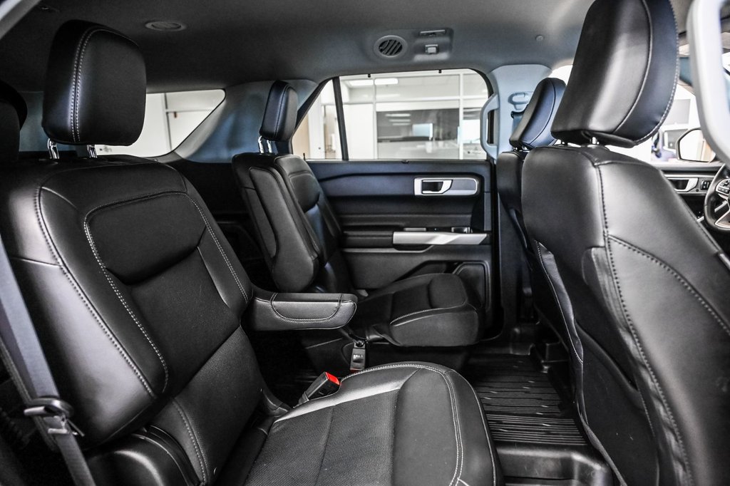 2023 Ford Explorer in Brossard, Quebec - 39 - w1024h768px