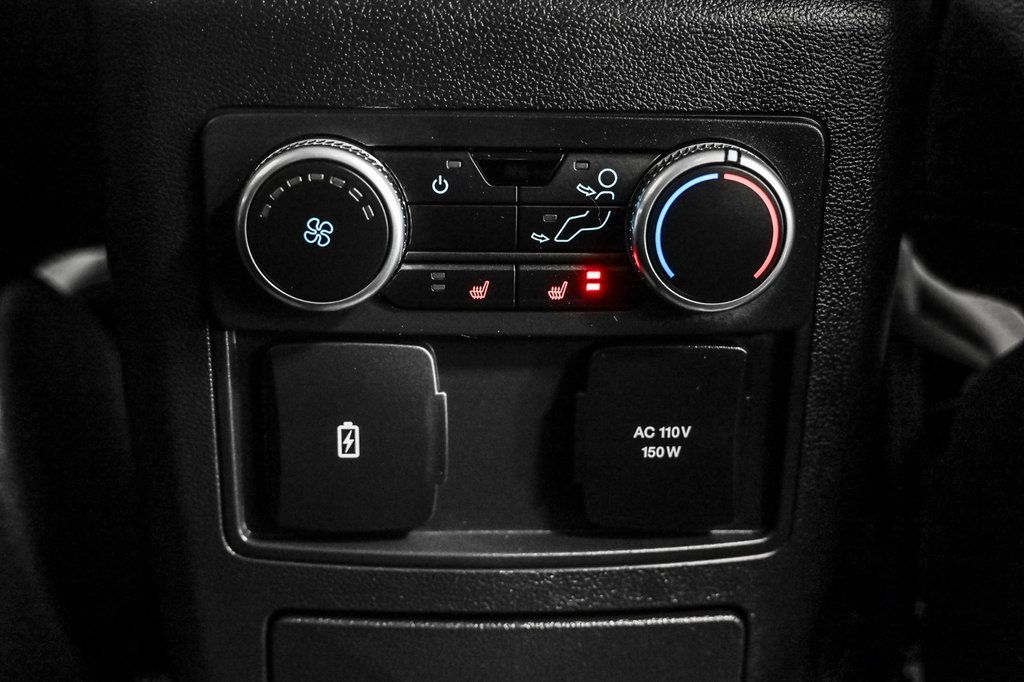 2023 Ford Explorer in Brossard, Quebec - 40 - w1024h768px