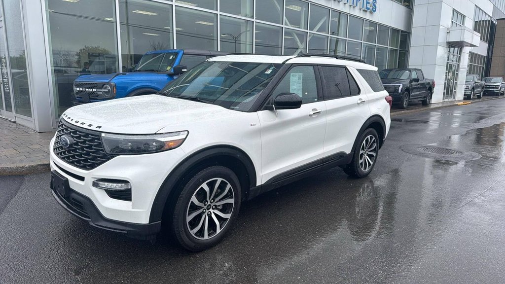 Ford Explorer  2024 à Brossard, Québec - 1 - w1024h768px