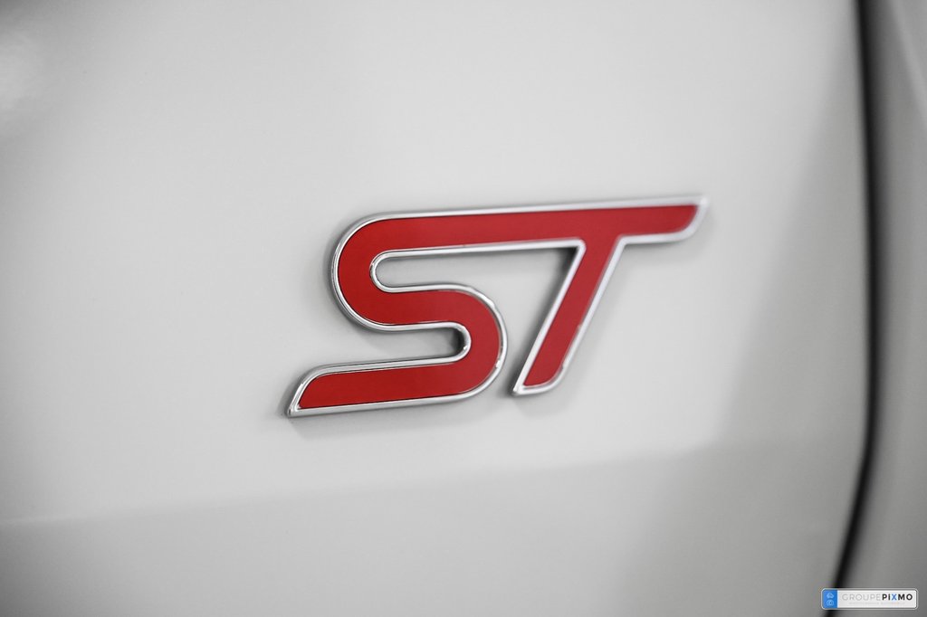 2025 Ford Explorer in Brossard, Quebec - 16 - w1024h768px