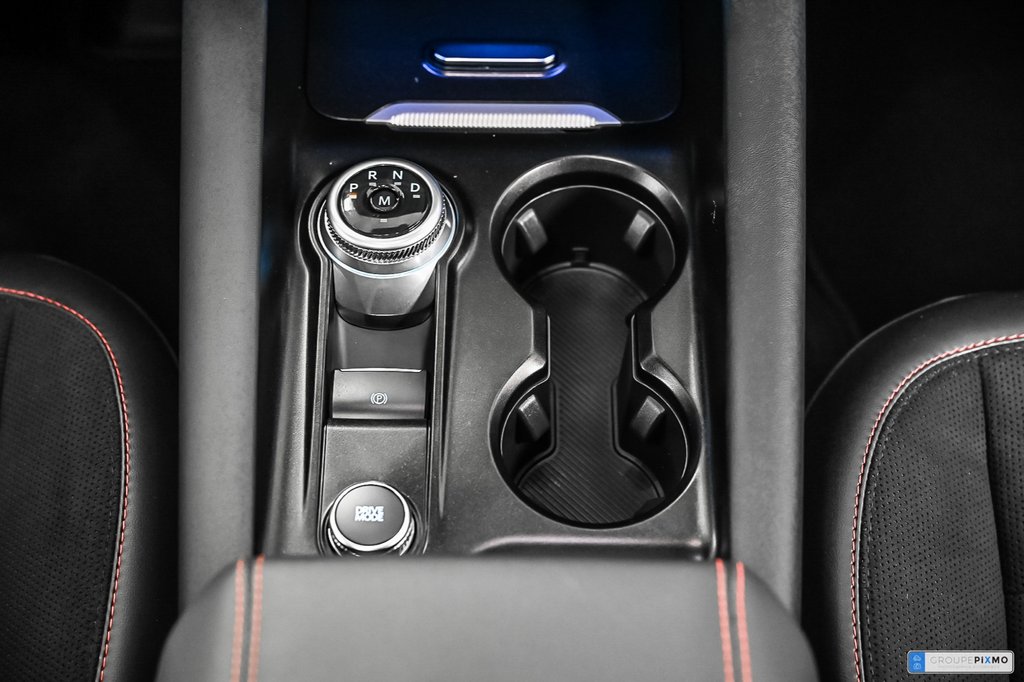 2025 Ford Explorer in Brossard, Quebec - 37 - w1024h768px