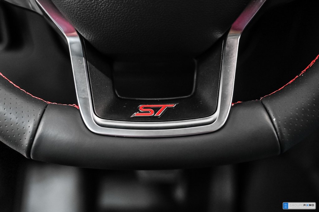 Ford Explorer ST | SPÉCIAL DÉMO 4.99% | 400HP | TOIT PANO | 2025 à Brossard, Québec - 27 - w1024h768px