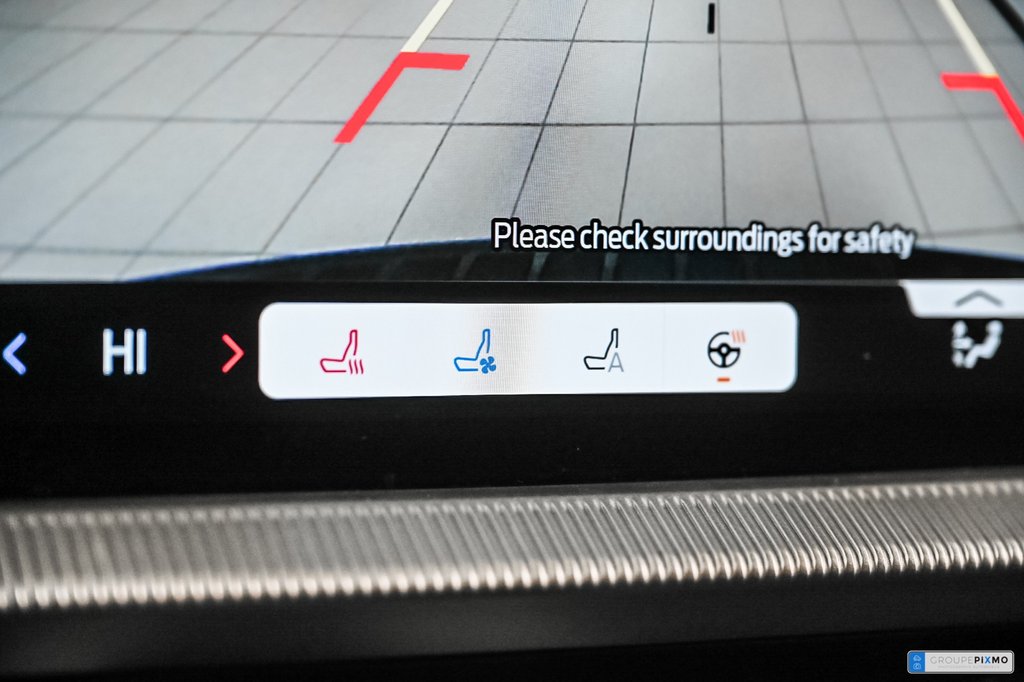 Ford Explorer ST | SPÉCIAL DÉMO 4.99% | 400HP | TOIT PANO | 2025 à Brossard, Québec - 30 - w1024h768px