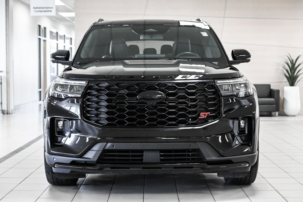 Ford Explorer ST | SPÉCIAL CERTIFIÉ | 400HP | TOIT PANO | 7 PASS 2025 à Brossard, Québec - 2 - w1024h768px