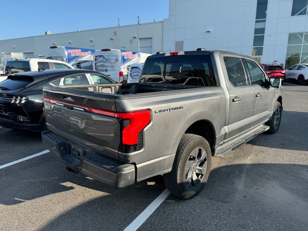 Ford F-150 Lightning  2023 à Brossard, Québec - 3 - w1024h768px