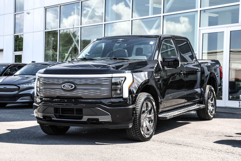 2023 Ford F-150 Lightning in Brossard, Quebec - 1 - w1024h768px
