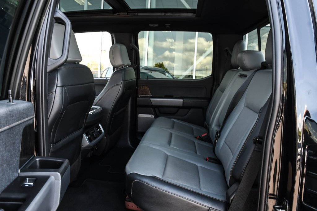 2023 Ford F-150 Lightning in Brossard, Quebec - 18 - w1024h768px