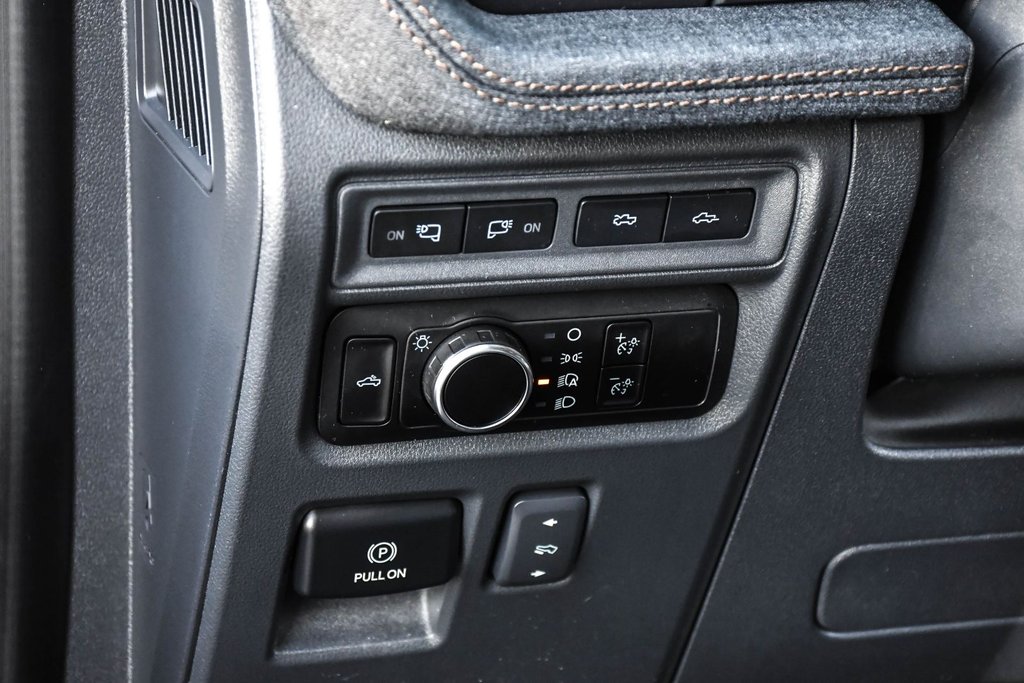 Ford F-150 Lightning LARIAT | TAUX 3.99% DISPO| 515KM | TOIT PANO | B&O 2023 à Brossard, Québec - 23 - w1024h768px