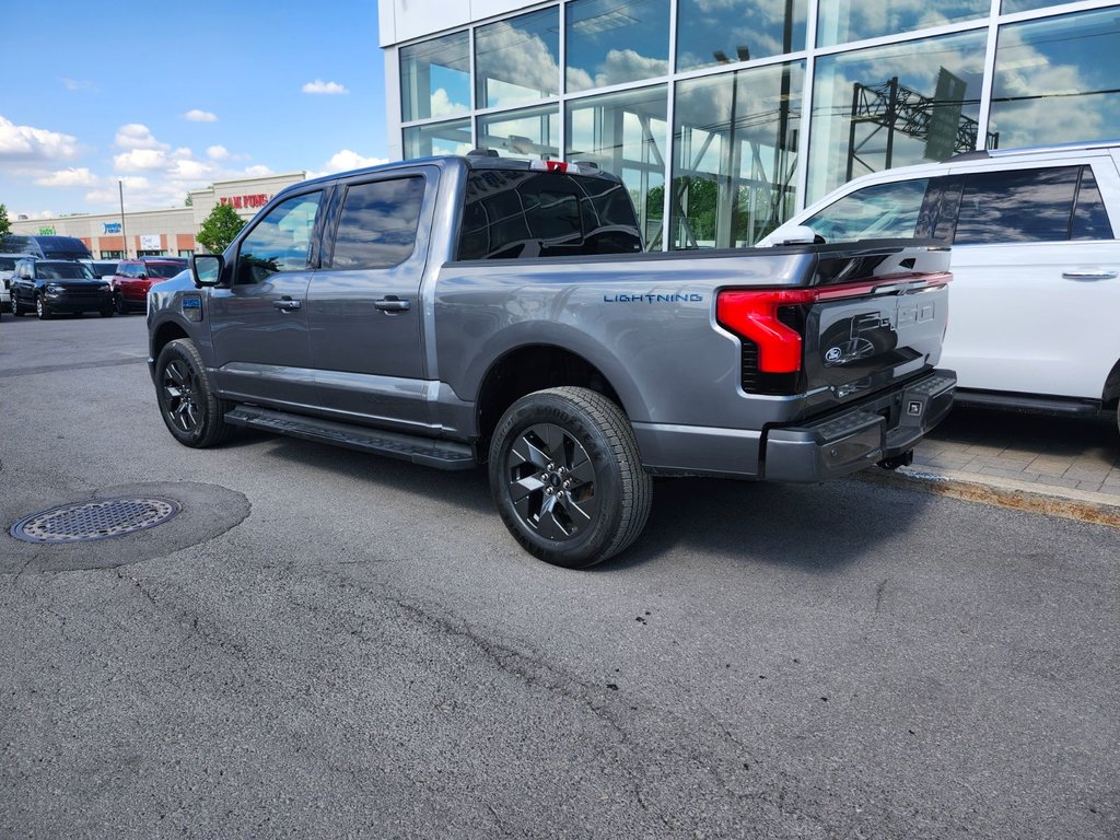 Ford F-150 Lightning  2024 à Brossard, Québec - 7 - w1024h768px