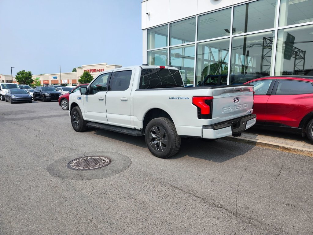 Ford F-150 Lightning  2024 à Brossard, Québec - 7 - w1024h768px