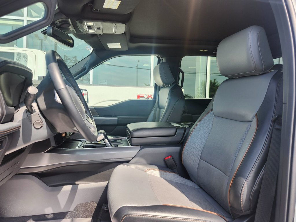 2024 Ford F-150 Lightning in Brossard, Quebec - 11 - w1024h768px
