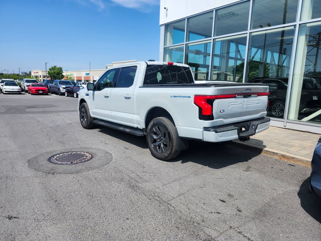 2024 Ford F-150 Lightning in Brossard, Quebec - 7 - w1024h768px