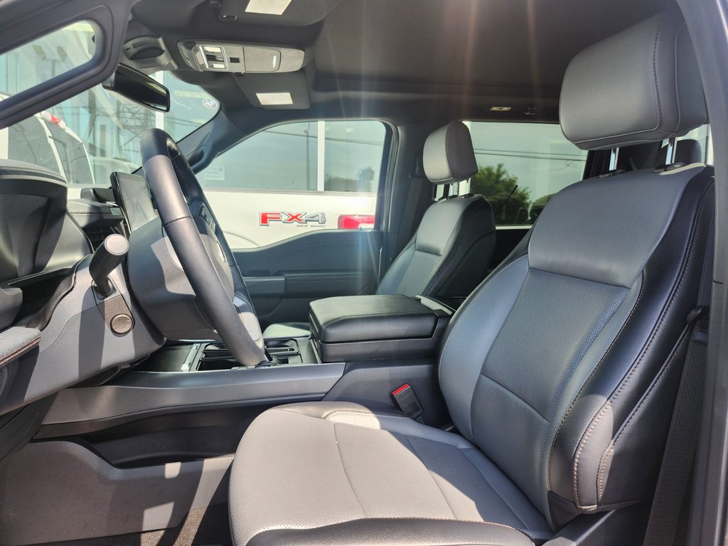 Ford F-150 Lightning LARIAT | SPÉCIAL DÉMO 4.49% | EXT RANGE 515KM | 2024 à Brossard, Québec - 11 - w1024h768px