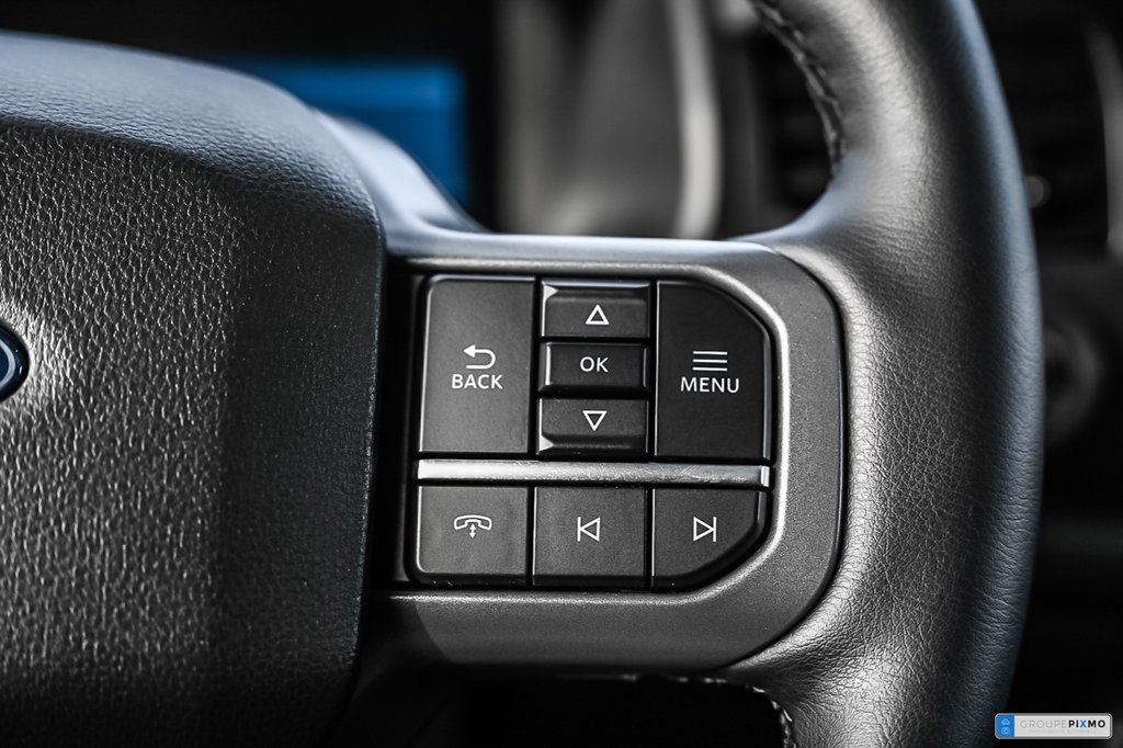 2025 Ford F-150 Lightning in Brossard, Quebec - 22 - w1024h768px