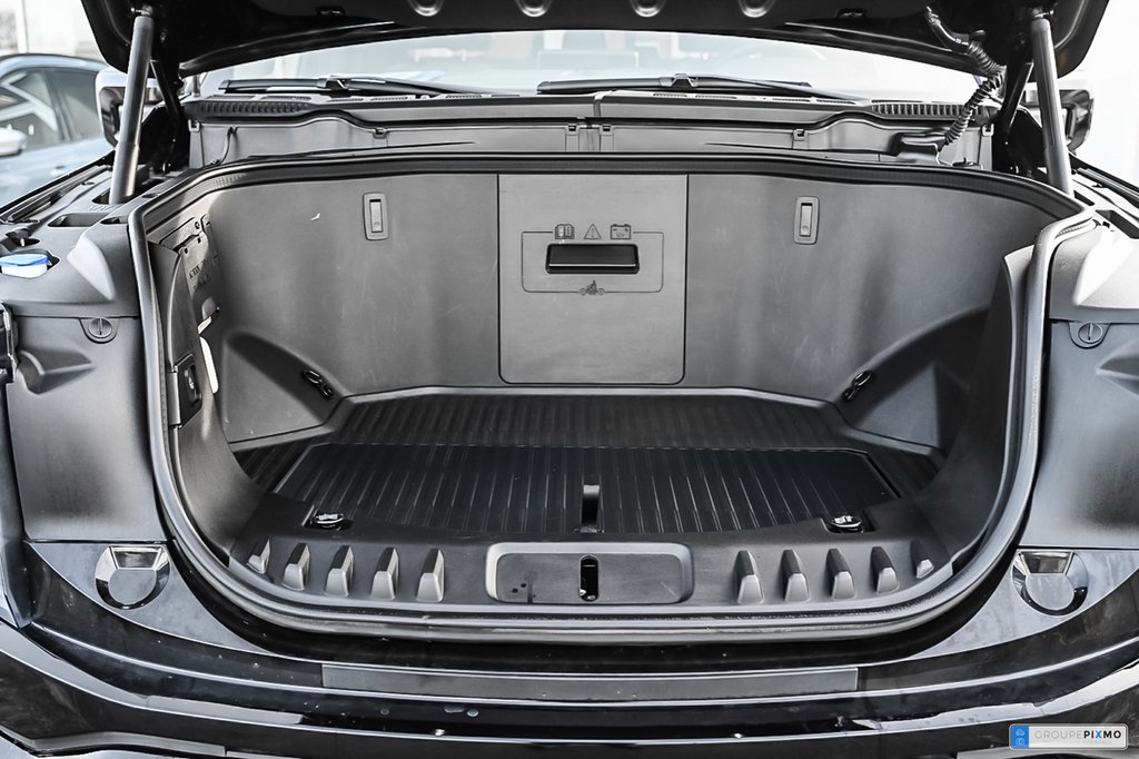 2025 Ford F-150 Lightning in Brossard, Quebec - 37 - w1024h768px