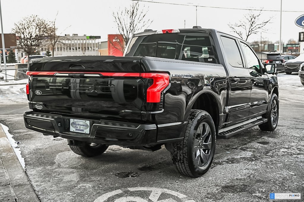 2025 Ford F-150 Lightning in Brossard, Quebec - 17 - w1024h768px