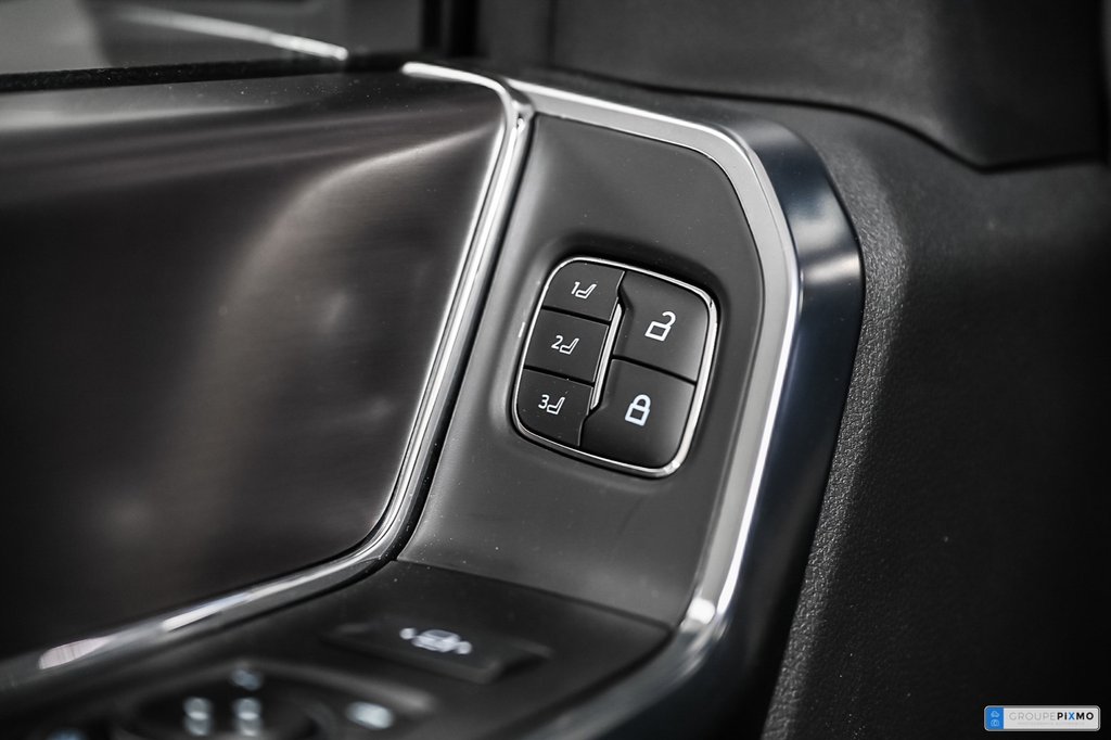 2025 Ford F-150 Platinum | 4X4 | 3.5L POWERBOOST SPÉCIAL DÉMO 3.99 in Brossard, Quebec - 22 - w1024h768px