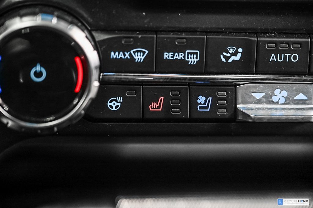 2025 Ford F-150 Platinum | 4X4 | 3.5L POWERBOOST SPÉCIAL DÉMO 3.99 in Brossard, Quebec - 31 - w1024h768px