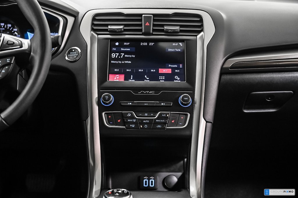 2019 Ford Fusion Energi in Brossard, Quebec - 32 - w1024h768px