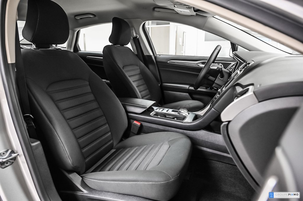 2019 Ford Fusion Energi in Brossard, Quebec - 35 - w1024h768px