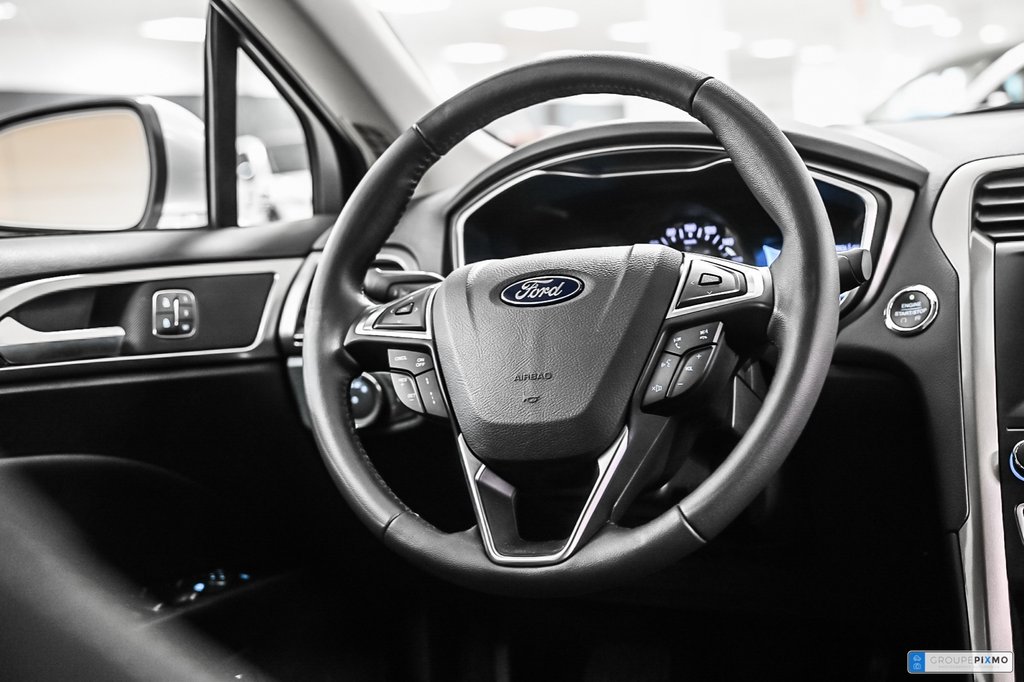 2019 Ford Fusion Energi in Brossard, Quebec - 31 - w1024h768px