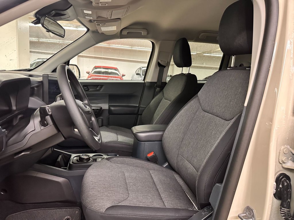 2025 Ford Maverick in Brossard, Quebec - 7 - w1024h768px