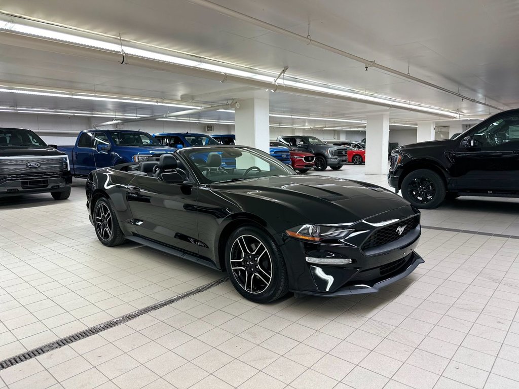 2022 Ford Mustang convertible in Brossard, Quebec - 4 - w1024h768px