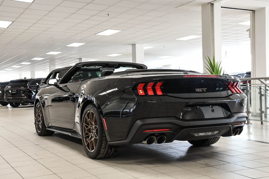 2026 Ford Mustang convertible in Brossard, Quebec - 9 - w1024h768px