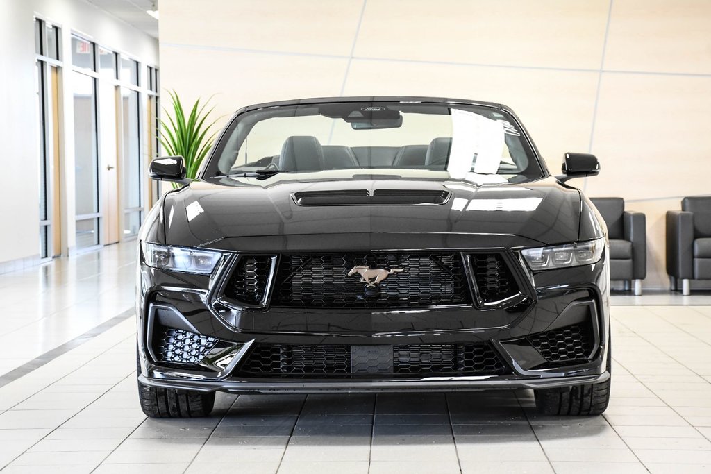 2026 Ford Mustang convertible in Brossard, Quebec - 2 - w1024h768px