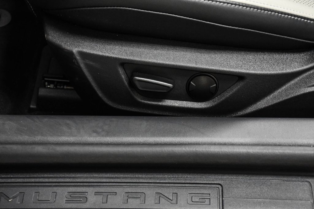 2026 Ford Mustang convertible PREMIUM | ECOBOOST | AUTO | CARPLAY | in Brossard, Quebec - 13 - w1024h768px