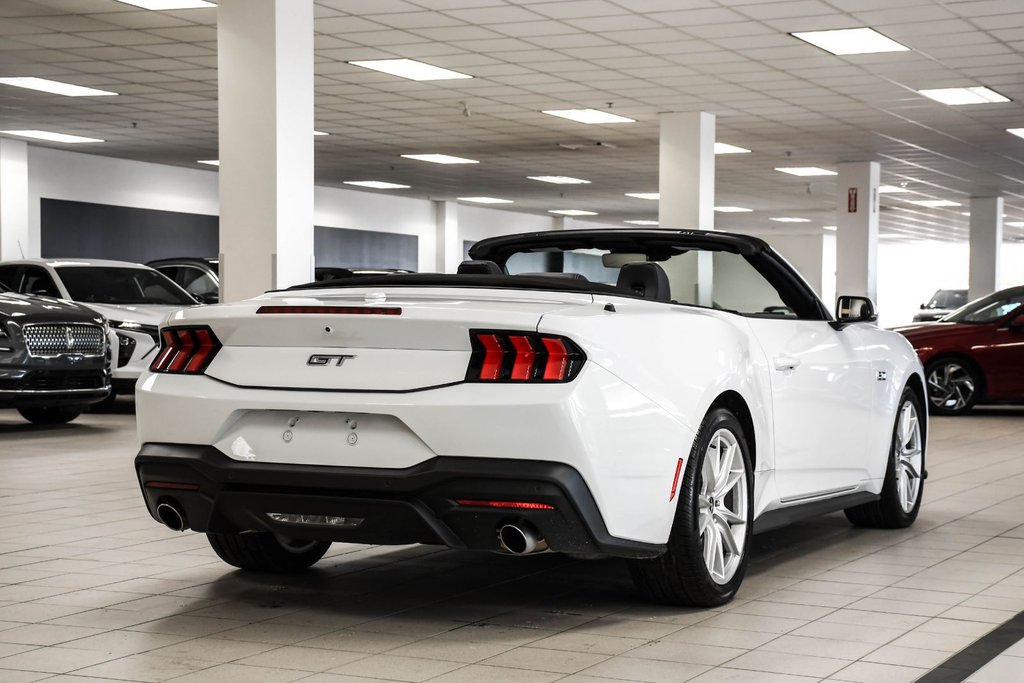 2026 Ford Mustang convertible in Brossard, Quebec - 13 - w1024h768px