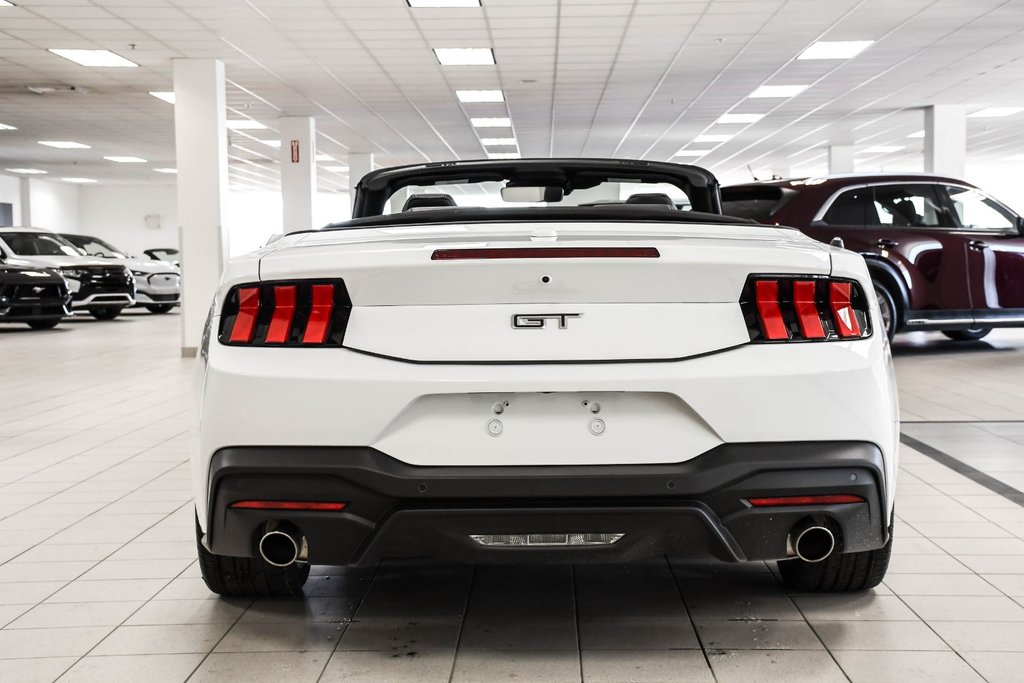 2026 Ford Mustang convertible in Brossard, Quebec - 11 - w1024h768px